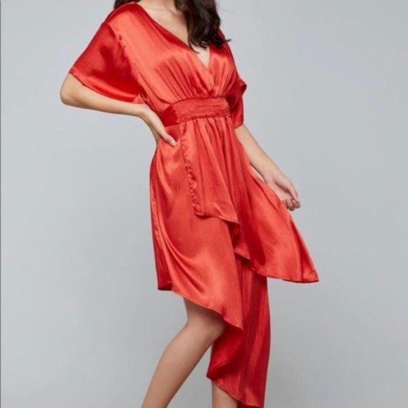 bebe Dresses & Skirts - New without tag BEBE High Low Kimono Sleeve Drape Dress - Small